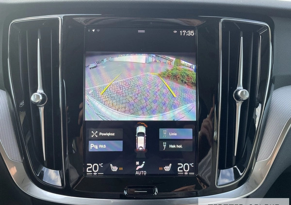 Volvo V60 Cross Country cena 144900 przebieg: 128990, rok produkcji 2019 z Warszawa małe 596